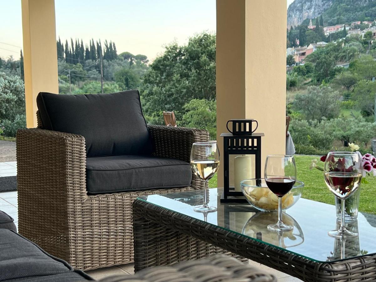 Villa Alexakis Doukádes Esterno foto
