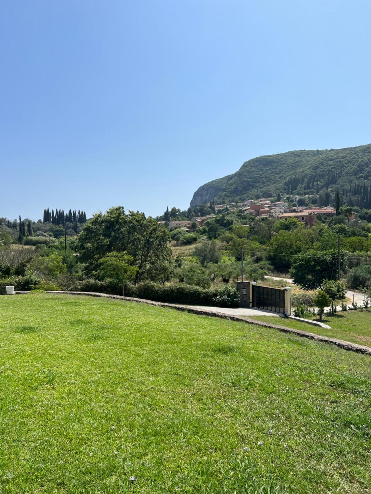 Villa Alexakis Doukádes Esterno foto